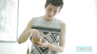 Hot Brunette Xander H Gets His Ass Deeply Fucked By James T!