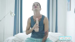 Hot Tattooed Twink Noah Jacks Off His Big Cock And Cumshots!