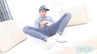 Sweet Horny William B Jerks Off His Big Cock With A Pump!