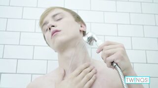 Liam Cleans Off His Ass & Dries His Hard Dick In A Solo Session!