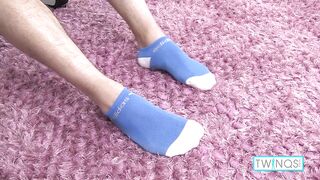 Sexy & Naked Twink Xander Takes His Time 2 Masturbate In The Living Room