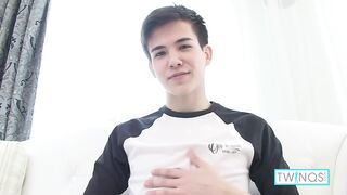 Asian Teen Xander Shows His Tight Asshole While Jacking Off!