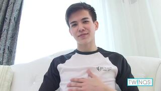 Asian Teen Xander Shows His Tight Asshole While Jacking Off!