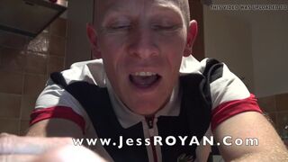 the sexy daddy JESS ROYAN fucked bareback by te yougn delive