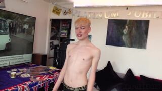 Big Dick REAL-life Escort Twink FUCKS stunning 19yr British Trent boy@ festival