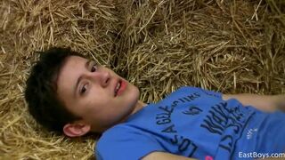 Cute Boy in Solo Action - Antonio Palmer