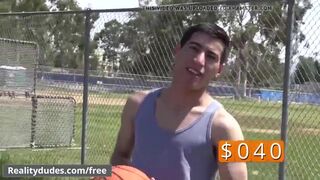 Real Dudes - Ian - Trailer preview