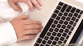 Submissive jock cheating with twink