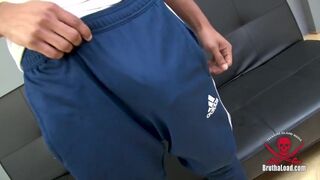 Pablostrokess swings his dick around then jerks it