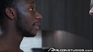 HotTwink - Everyone Fucks At High Class Gay Party