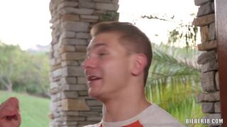 Former Adult Performer Gets Recognized By A Friend