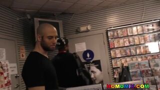 Whiteboi takes a huge black cock at a gloryhole