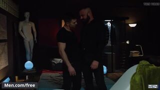 Two buff dudes Jessy Ares Paddy O'Brian making out - Men