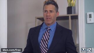 Men - Daddy Dean Phoenix gives Michael DekRay the cock that desires