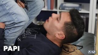 PAPI - Damian Night Still Studies When He Gets His Mouth Fucked By His Roommate Drake Von