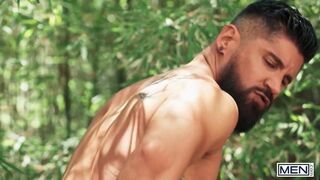 MEN - Justin Jett Finds Scott Carter Jerking Off And Promptly Joins In For An Ass Fuck In The Park