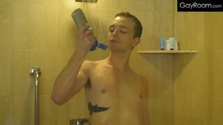 Michael Rams Troy's Tight Ass While He Freshens Up In The Shower