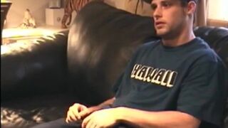 Sucking Off Amateur Straight Boy Buzz