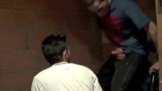 Fetish Sneaker addiction of twink from france