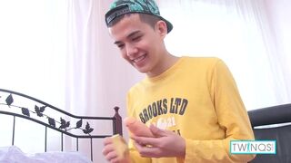 Horny Xander H Masturbates And Fingers His Deep Butt Hole!