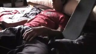 Amateur Jayden Jerks Off