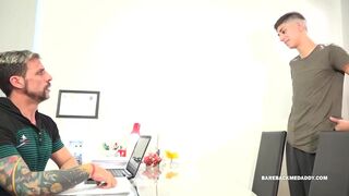 Daddy Joris Barebacks Young Lance