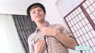 Beefy Blonde James T Masturbates While Fingering His Butt!