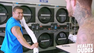 A Gay Affair With Intense Cock Sucking & Multiple Positions Featuring Draven Navarro & Brian Michaels - Hot DUDES