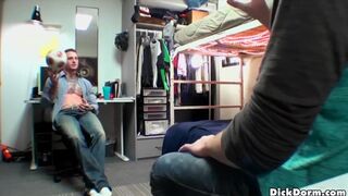 Hot Dudes - Str8 to gay, dorm amatuers