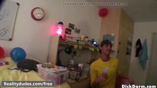 Happy Day - Trailer preview - Hot Dudes