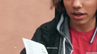 He Likes To Meet New Friends And Make Them Fuck Him