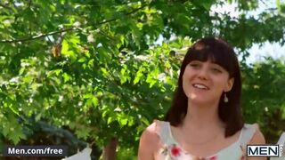 Men - Muscular Tattooed Man Markus Kage Fucks The Gardener Benjamin Blue Hard In The Yard