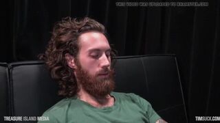 Scruffy Tatted Alt-guy gets blown