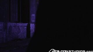 HotTwink JJ Knight Big Cock Hookup with Biker Hunk