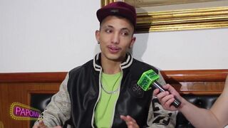 Pornstar Andre Leme is the special guest of the PapoMix suite