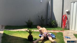 Adorable twink Henry Evans cums while masturbating outdoors