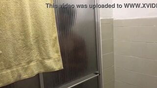 Friends having sex for three Bareback