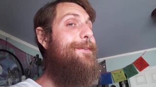 Straight man sucked off by queer