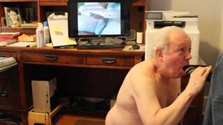 Erachi's Black Daddy Fucks Him Good!