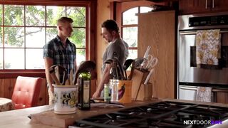 str8 married guy has bare sex with his friend while his wife is out