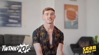 Athletic Phoenix Wanks His Hard Rock Curved Cock Until He Finishes Off With A Huge Load On The Bed - Twink