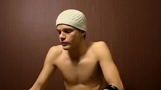 Slim Fit Leo Gets A Bulging Dick As He Rubs His Boxers