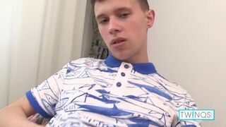 Aaron's Ass & Cock Got Horny After Had Watched Gay Pics!