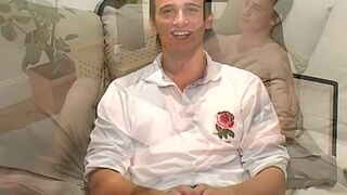 British amateur Andrew masturbates solo and cums on himself