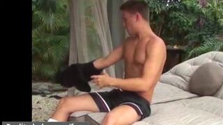 Lonely Boner - Trailer preview - Real Dudes