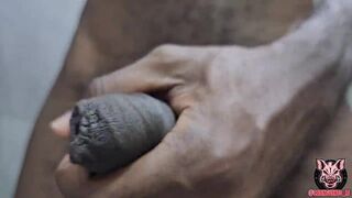 Trailer - Punheta no banheiro (verbal)