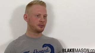 British amateur plays with his big dick and juicy foreskin