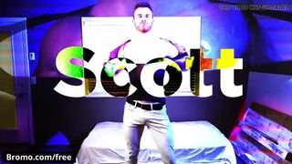 Hairy muscular guy takes a big hard cock in the ass - Bro