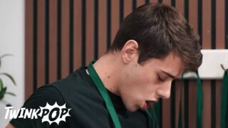 Twink - Barista Joey Mills Gets His Cock Sucked Then Fucks Sam Ledger Deep In The Coffee Shop