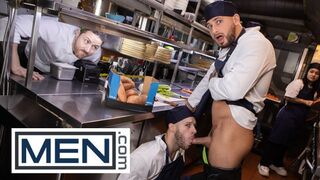 Kulinarischer Hahn/ Hot / Arno Antino, Parker Savage